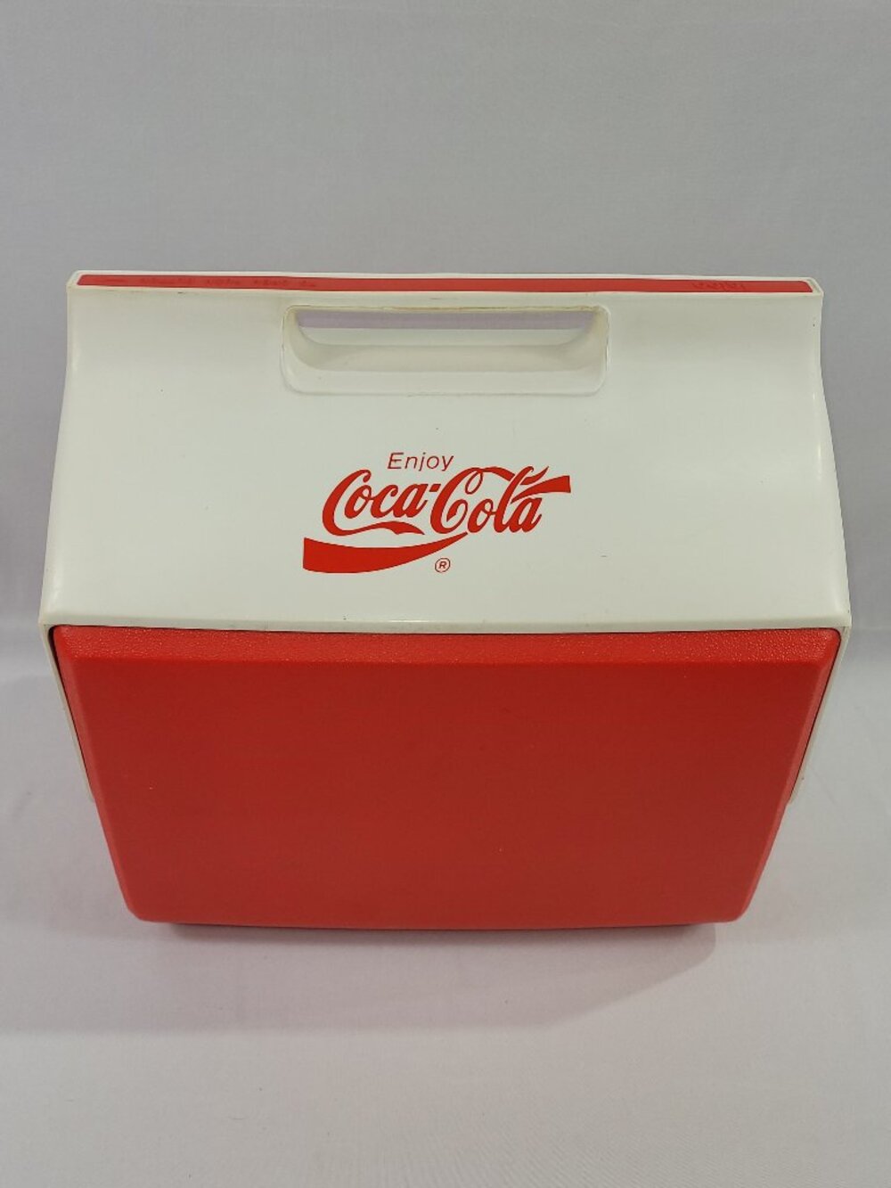 Igloo Coca Cola Vintage 11"x14" Plastic Drink Food Cooler